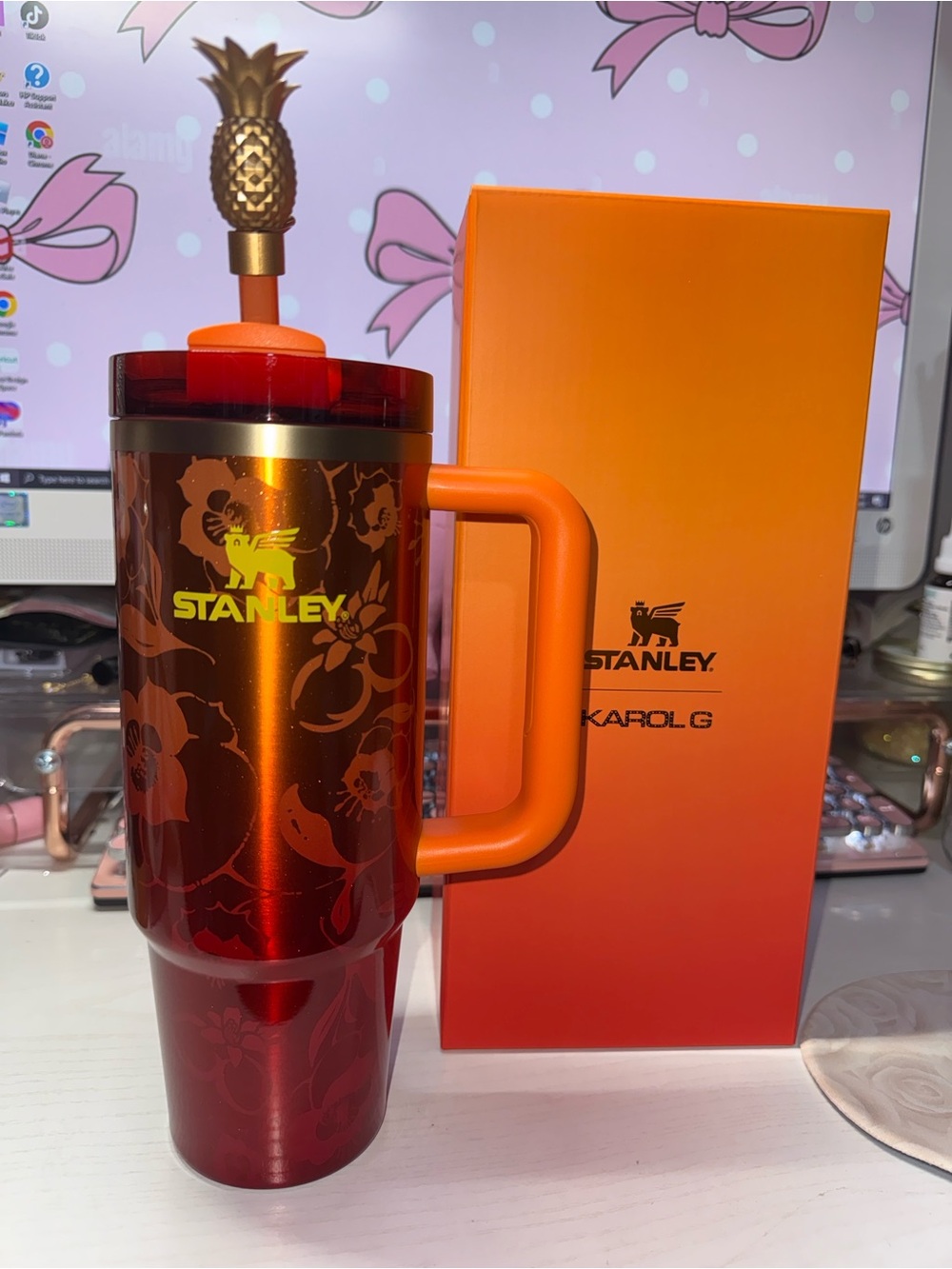 BRAND NEW STANLEY 1913 x  KAROL G QUENCHER FLOWSTATE TUMBLER| 30 oz